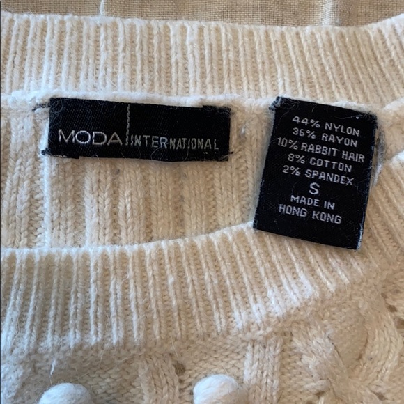 MODA International Crop Sweater - Picture 3 of 3